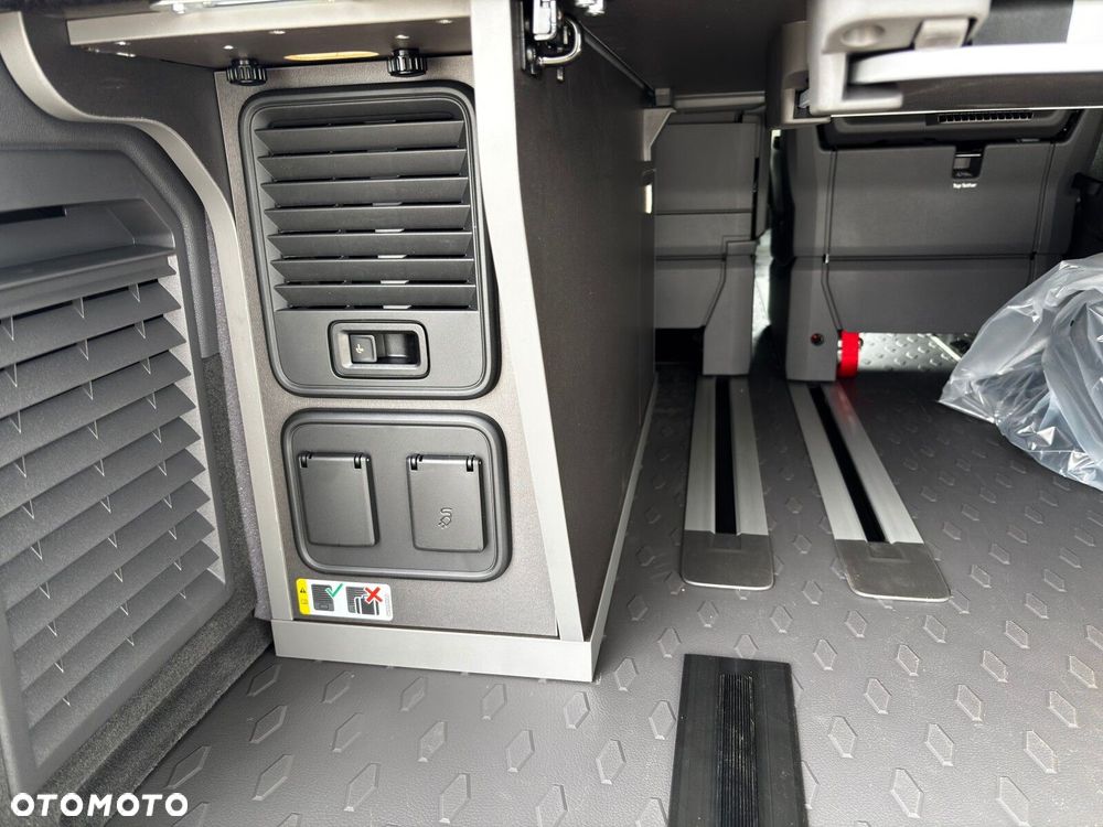 Volkswagen California - 22