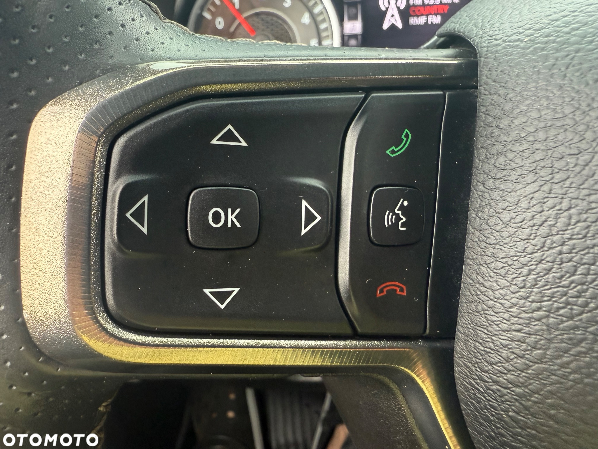 Dodge RAM TRX - 18