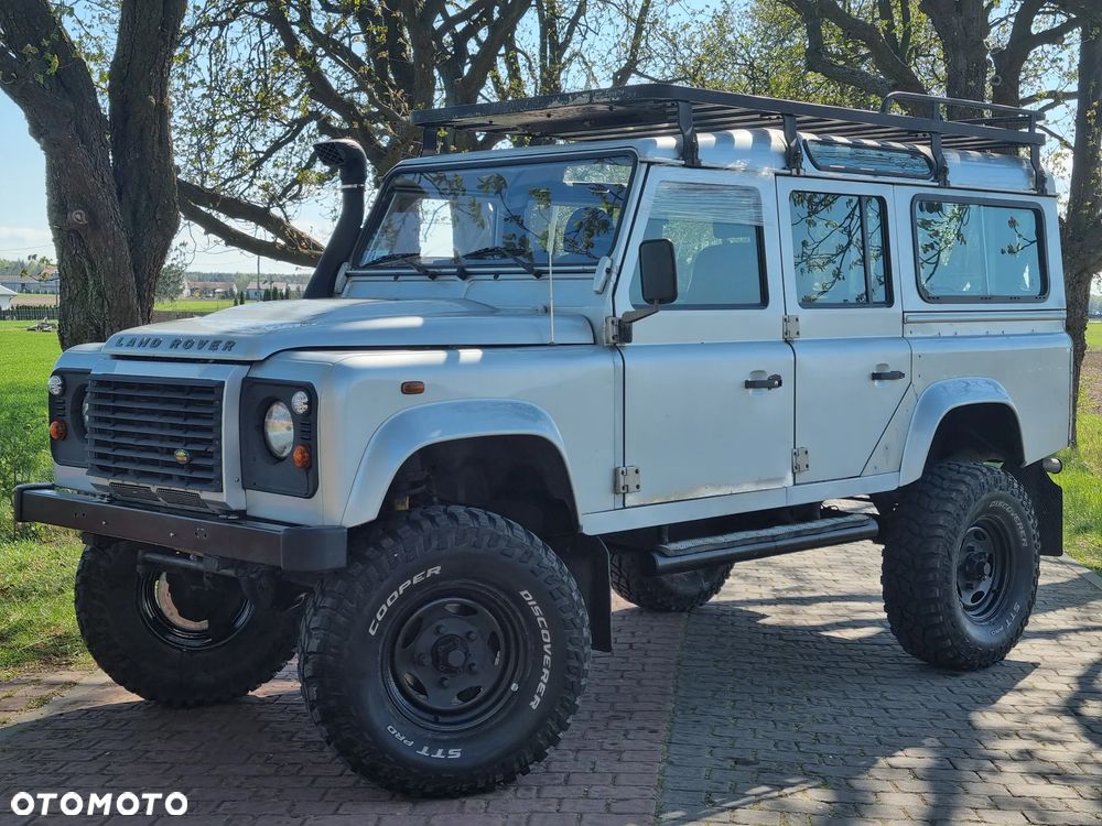 Land Rover Defender - 41