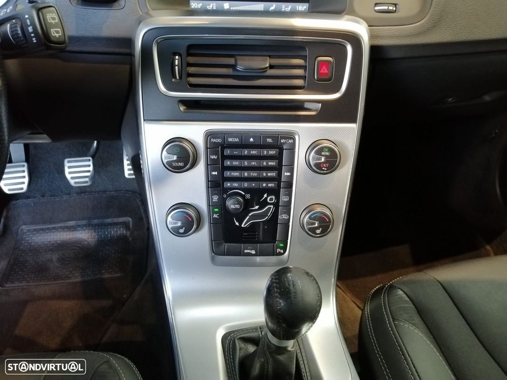 Volvo V60 - 17