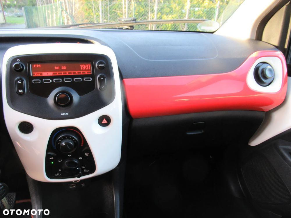 Toyota Aygo x-play - 7