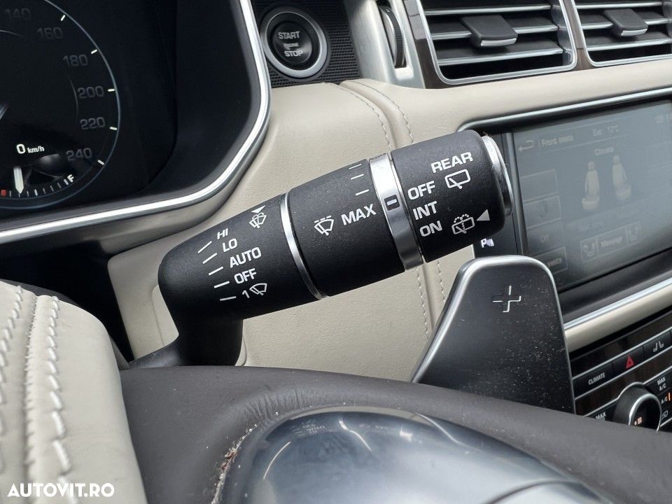 Land Rover Range Rover - 26