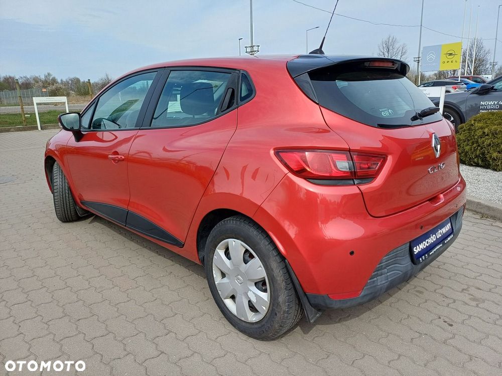 Renault Clio 1.2 16V Authentique - 4