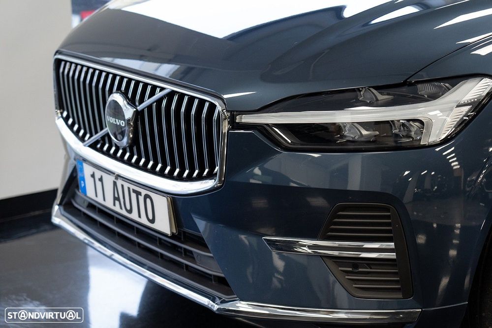 Volvo XC 60 2.0 T6 PHEV Plus Dark AWD - 2