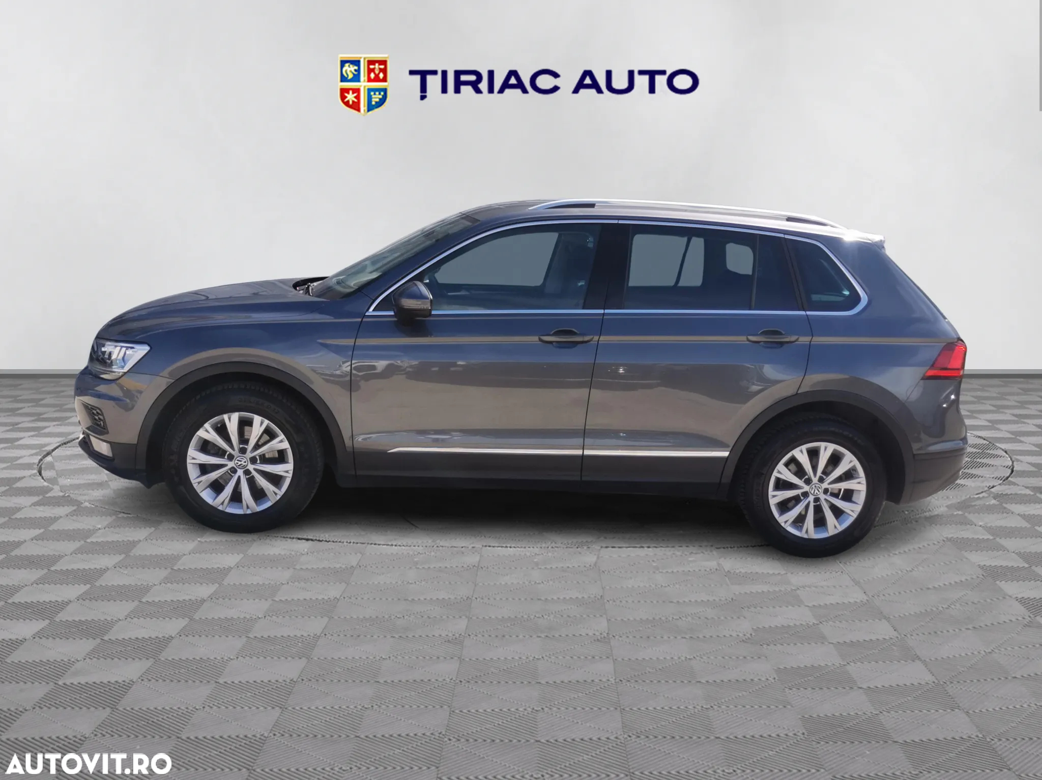 Volkswagen Tiguan - 3
