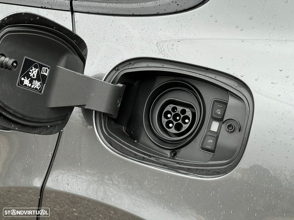 Porsche Cayenne Coupé E-Hybrid Platinum Edition - 36