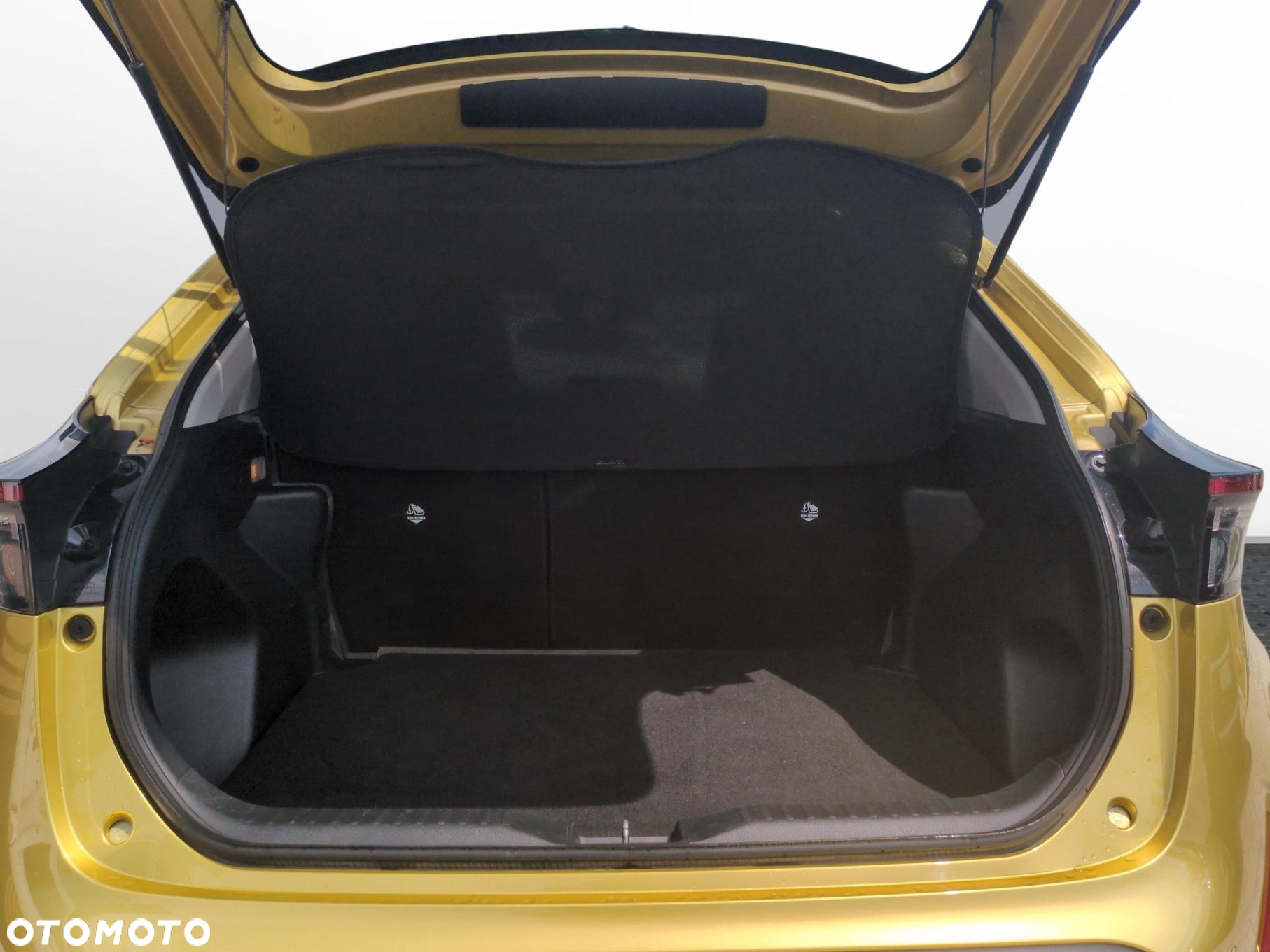 Toyota Yaris Cross Hybrid 1.5 Comfort 4x4 - 13