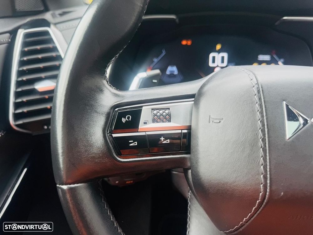 DS DS7 Crossback 1.6 THP So Chic EAT8 - 26