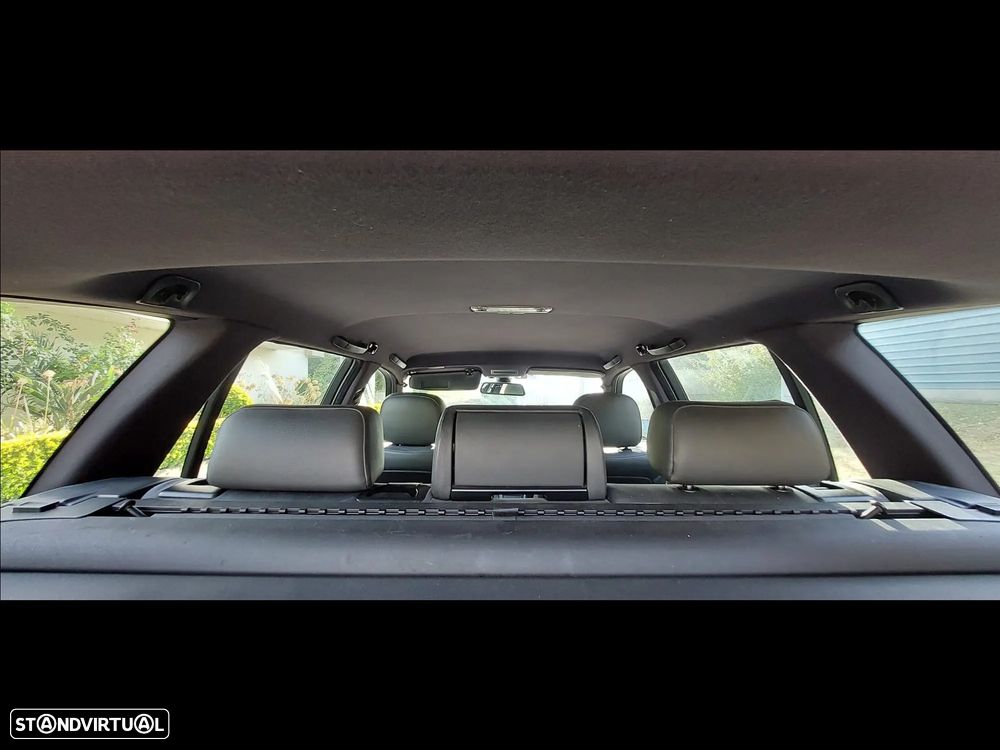 BMW 320 d Touring Navigator - 11