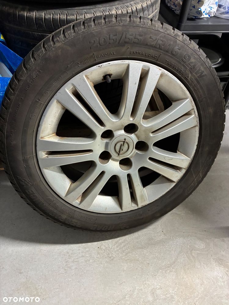 Opel Astra 1.9 CDTI Cosmo - 10