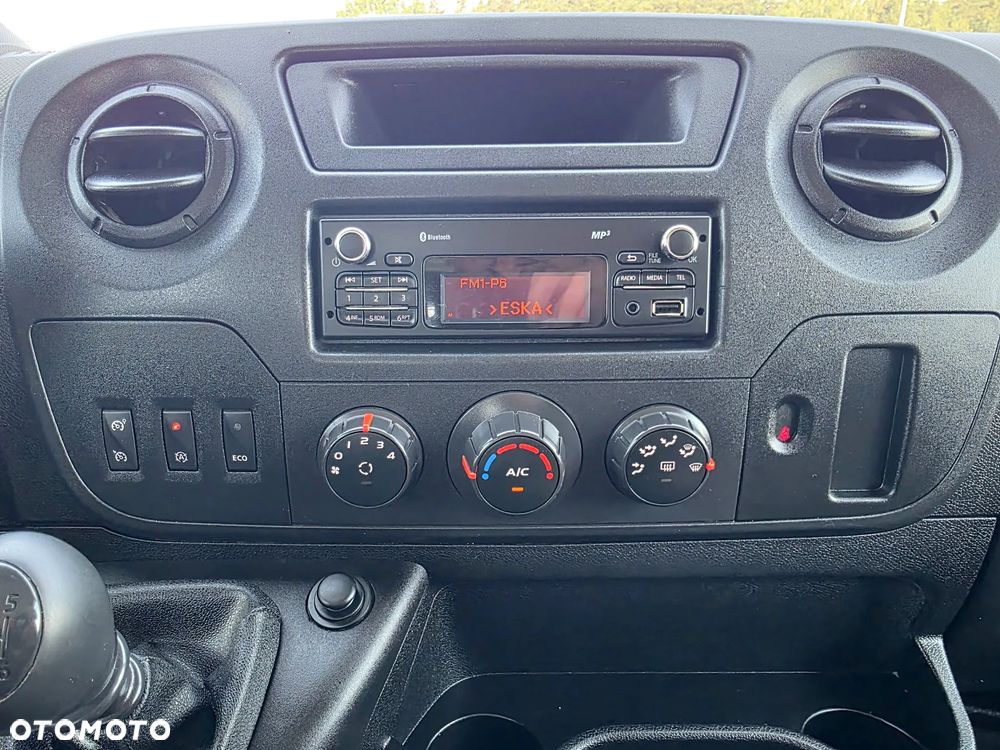Renault MASTER 2,3 DCI 163 KONNA DOKA BRYGADÓWKA 7 OSOBOWA 3,3M SKRZYNIA KLIMA WEBASTO GWARANCJA BLIŻNIAKI DO 3,5T - 29