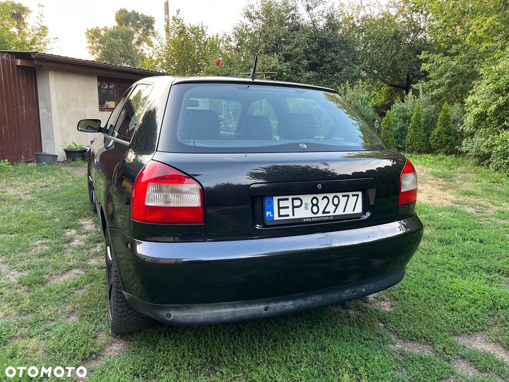 Audi A3 3-drzwiowe 1.8T Ambition - 3