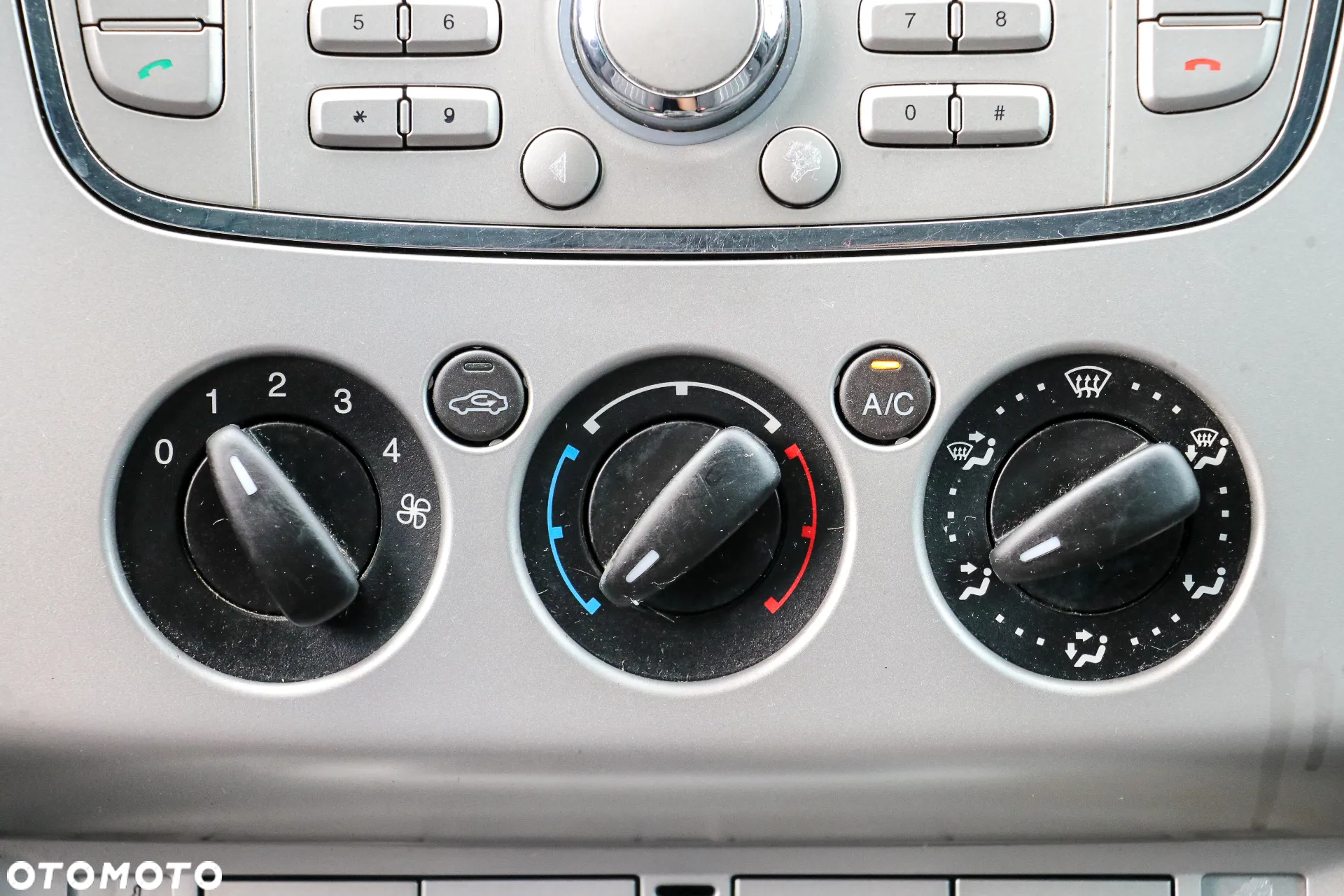 Ford Focus 1.6 16V Style - 35