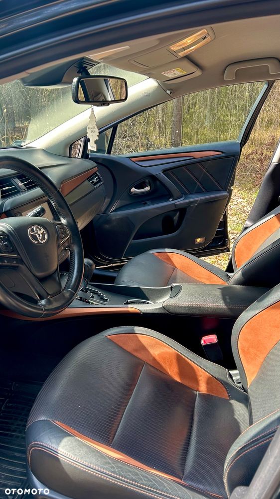 Toyota Avensis 2.0 Premium MS - 7