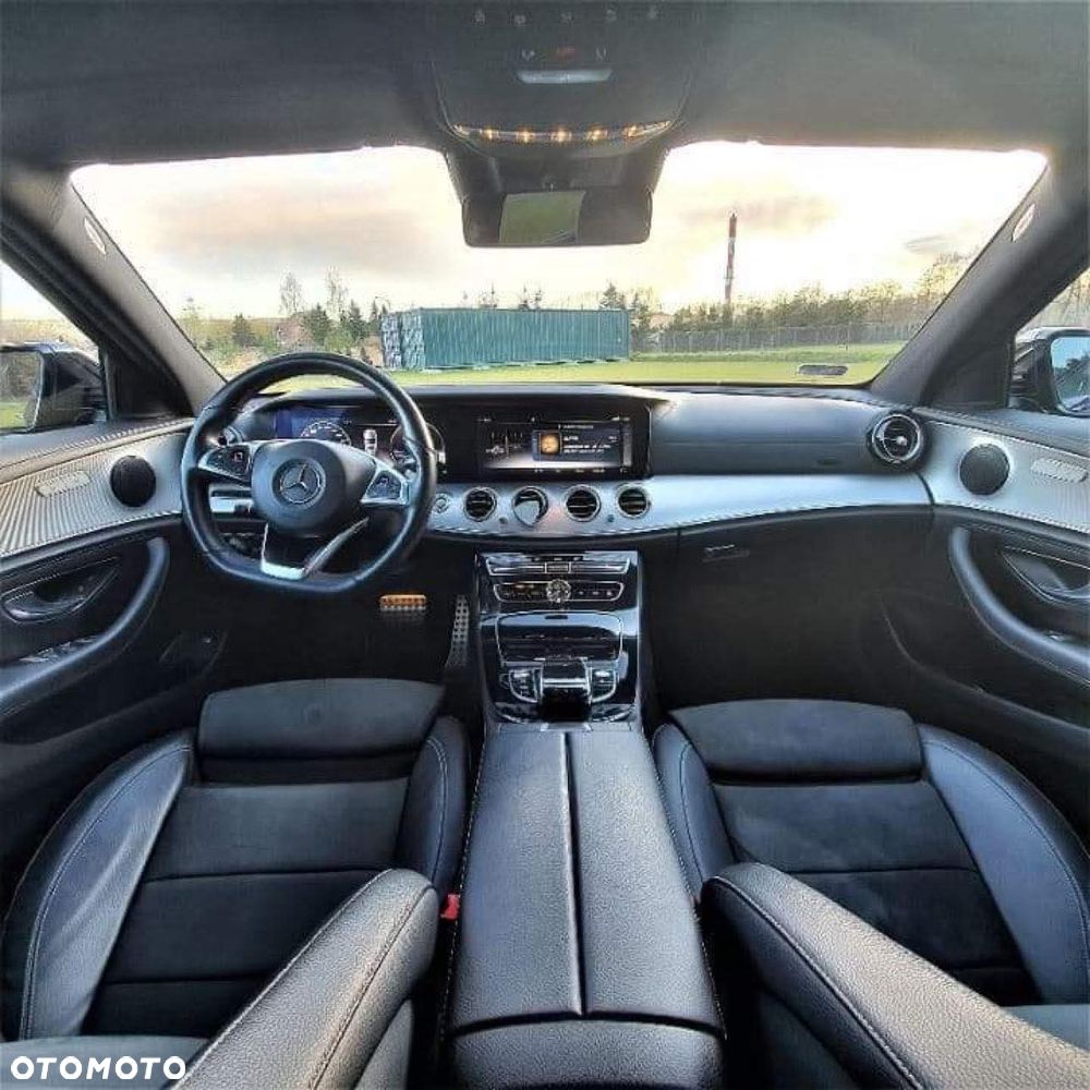 Mercedes-Benz Klasa E 220 d 9G-TRONIC - 14
