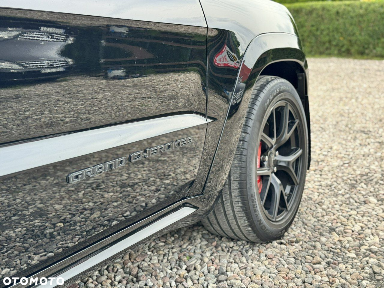 Jeep Grand Cherokee - 14