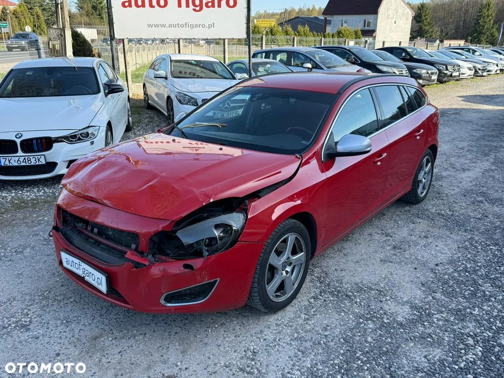 Volvo V60 D2 Momentum - 2