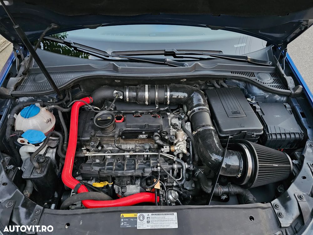 Volkswagen Golf - 13