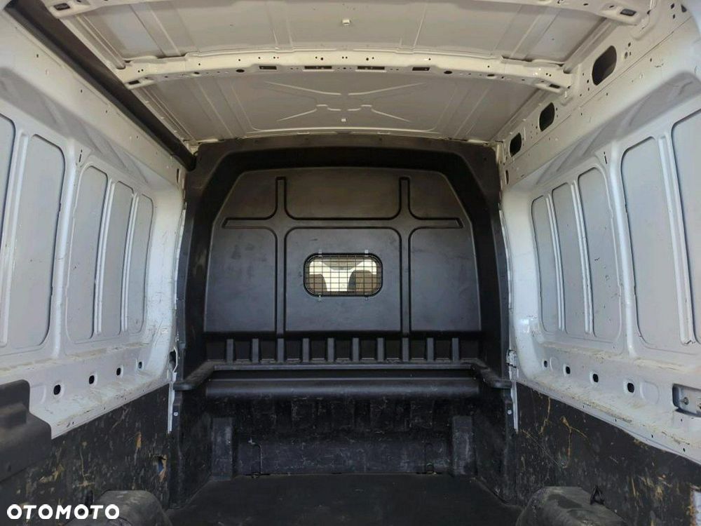 Ford Transit - 8