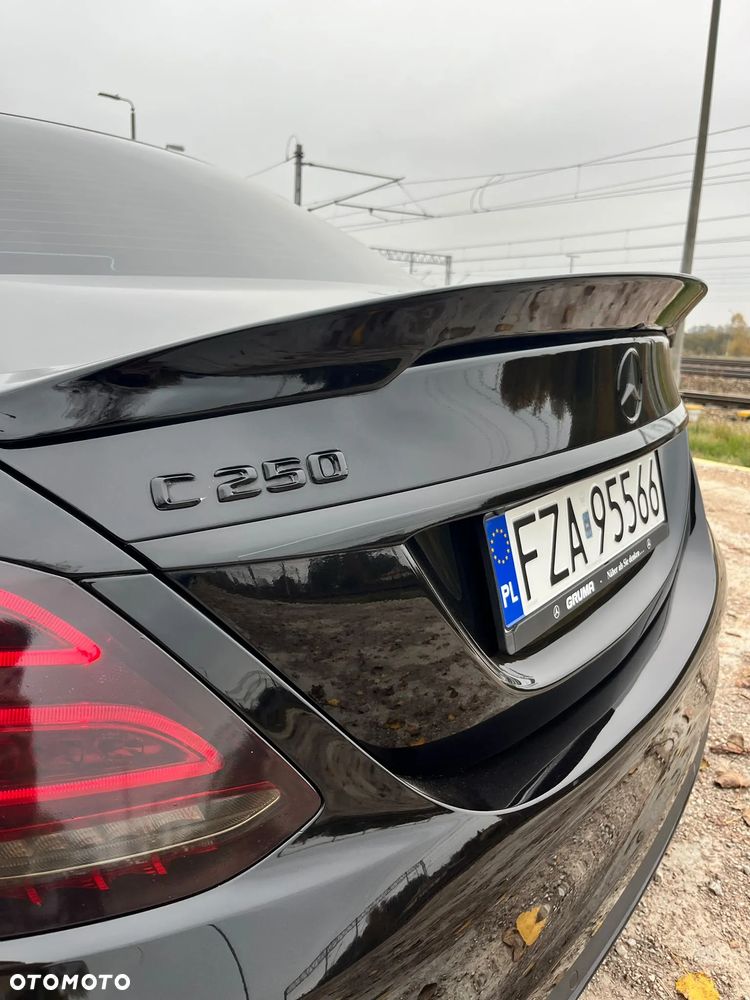Mercedes-Benz Klasa C - 35