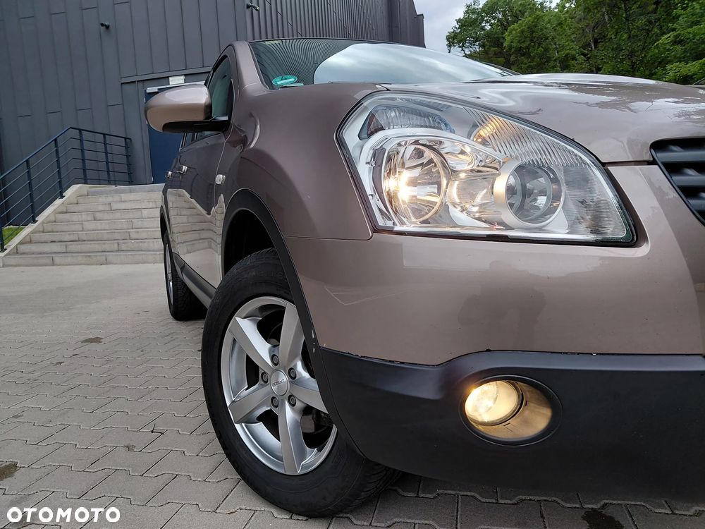 Nissan Qashqai 2.0 Tekna CVT - 28