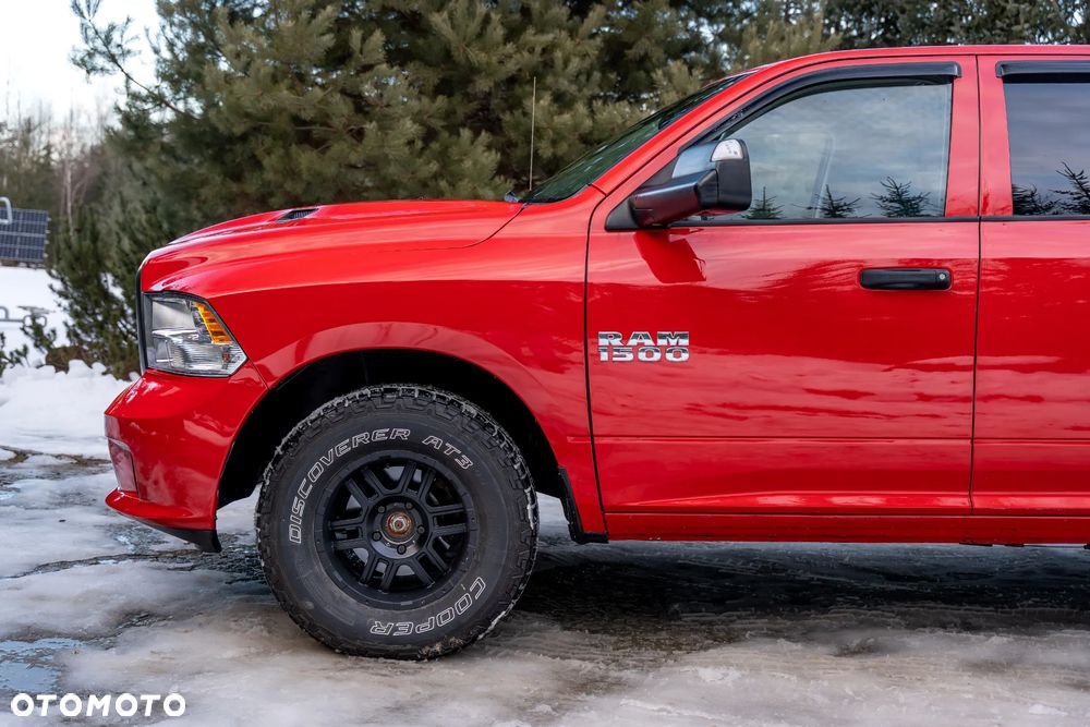 RAM 1500 Quad Cab Sport - 16