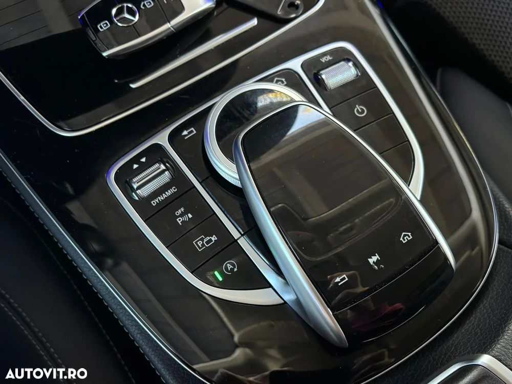 Mercedes-Benz E 200 d T 9G-TRONIC - 19