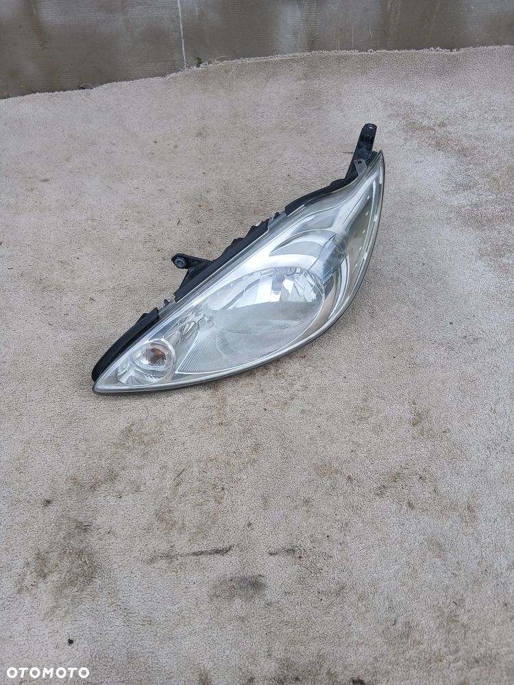 LAMPA PRZEDNIA LEWA FORD KA MK II ROK 08/16 EUROPA