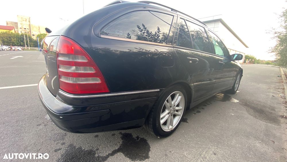 Mercedes-Benz C 270 T CDI Avantgarde - 32