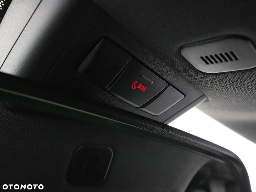 Mercedes-Benz CLA 180 Urban - 33