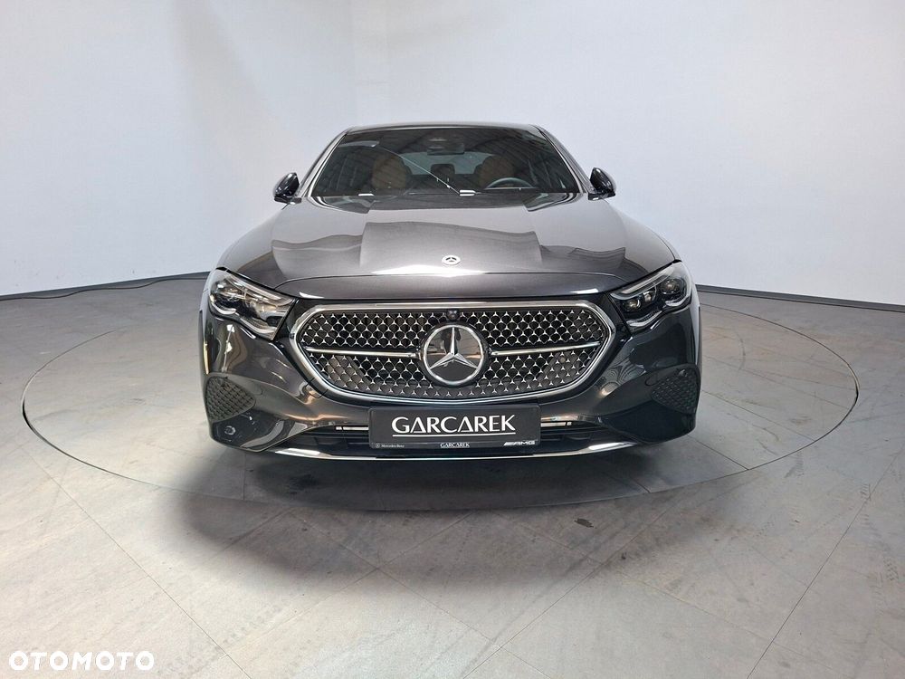 Mercedes-Benz Klasa E - 16
