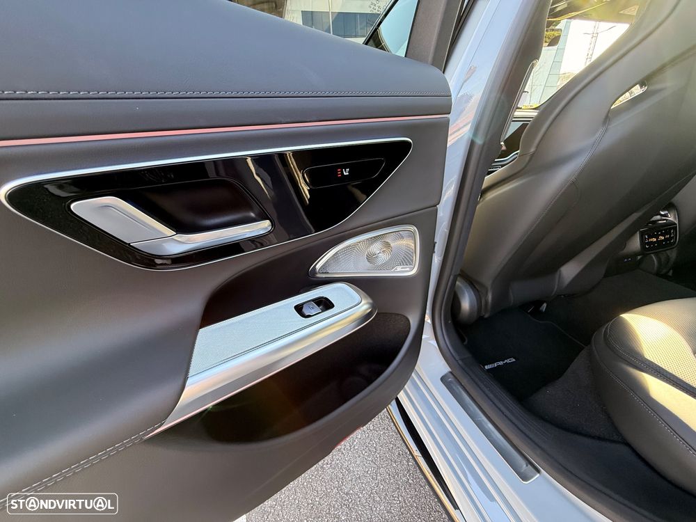 Mercedes-Benz E 53 AMG 4Matic+ Speedshift TCT-9G - 18