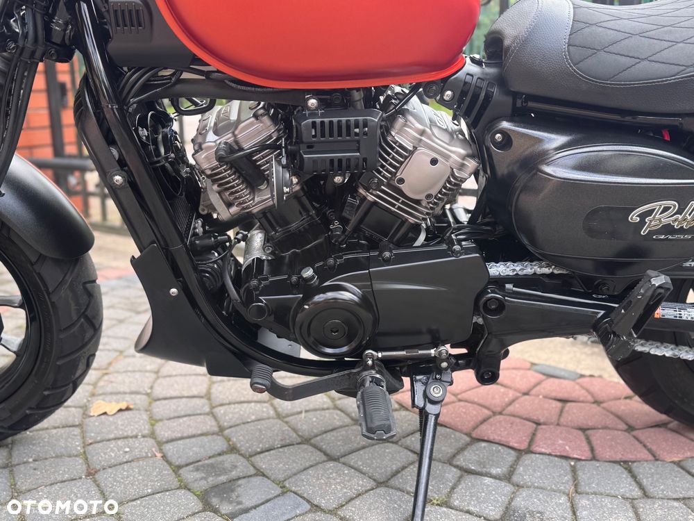 Hyosung GV - 16
