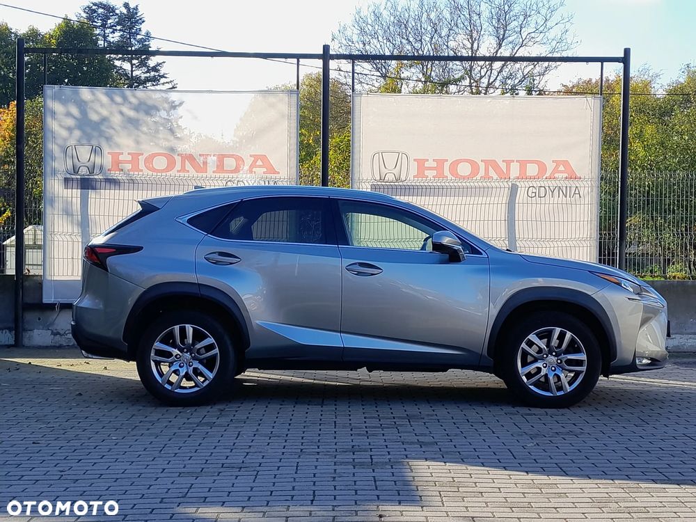 Lexus NX 200t Comfort AWD - 6