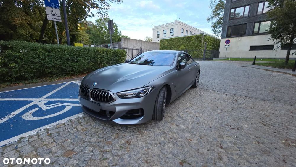 BMW Seria 8 - 2