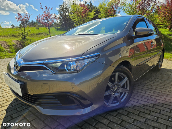 Toyota Auris 1.33 VVT-i Active