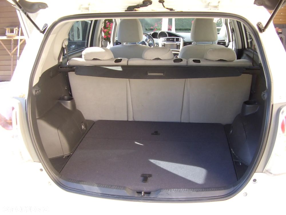 Toyota Verso - 7