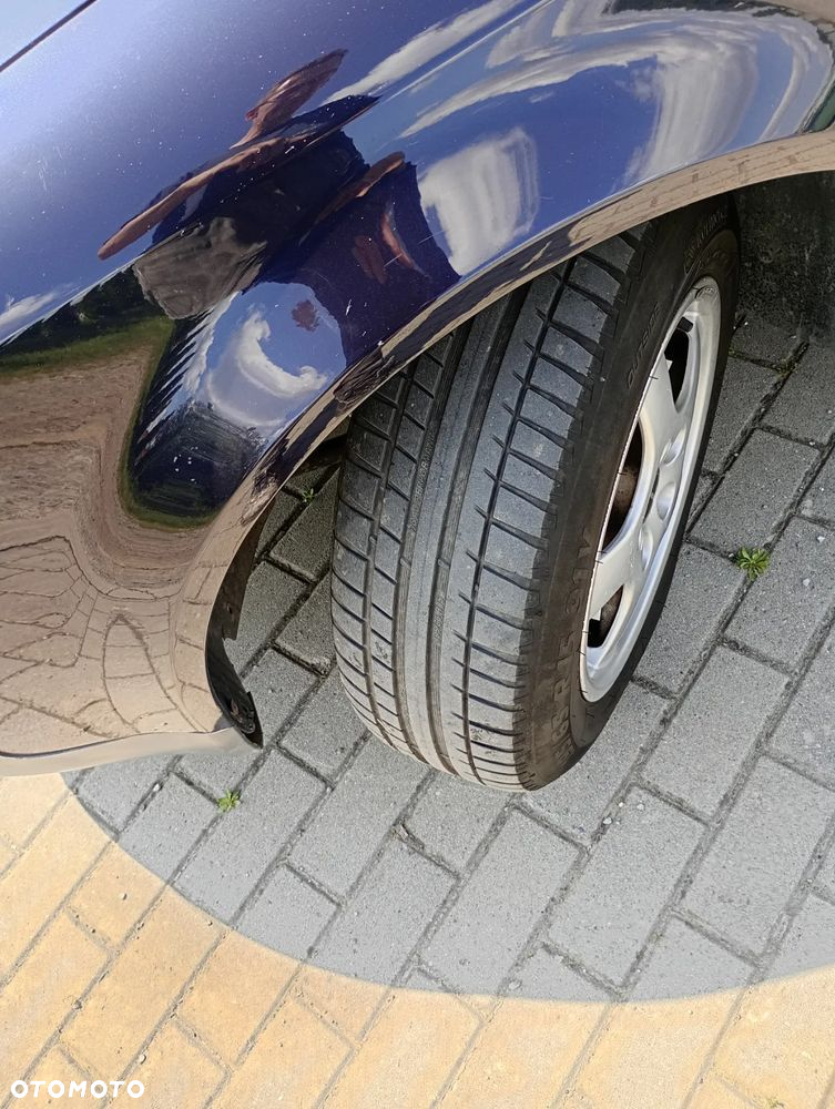 Audi A4 2.0 - 5