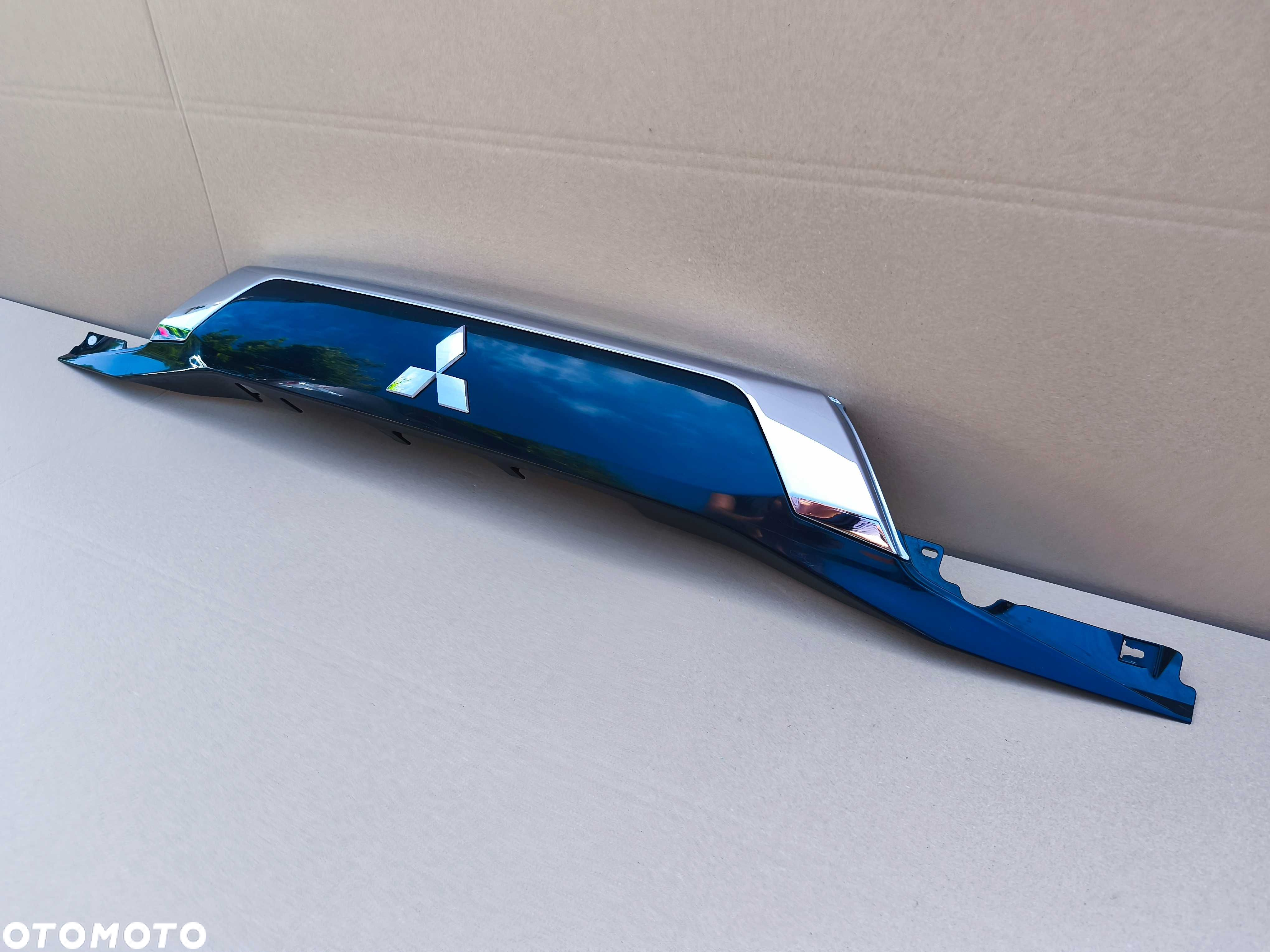 Mitsubishi Outlander III lift blenda klapy tył listwa 5817A.265-02 - 3
