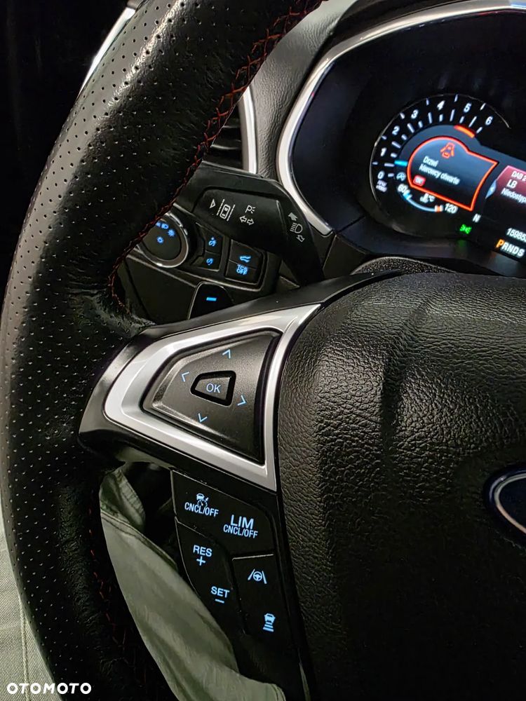 Ford Edge 2.0 EcoBlue Twin-Turbo 4WD ST-Line - 21