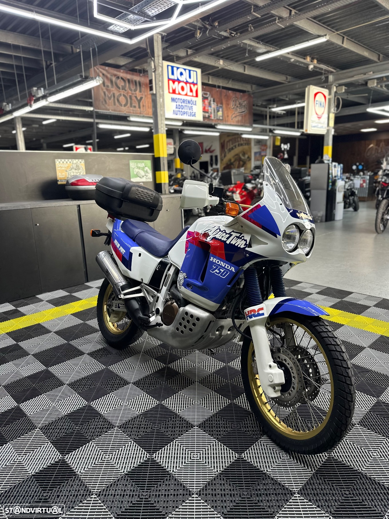 Honda Africa Twin RD04 - 2