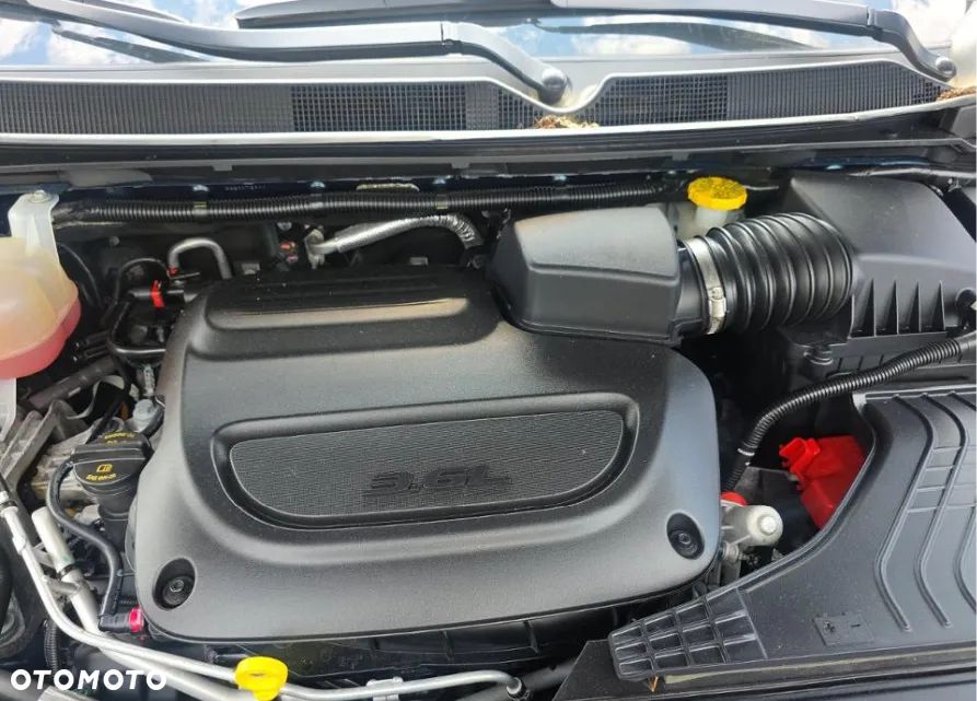 Chrysler Pacifica - 12