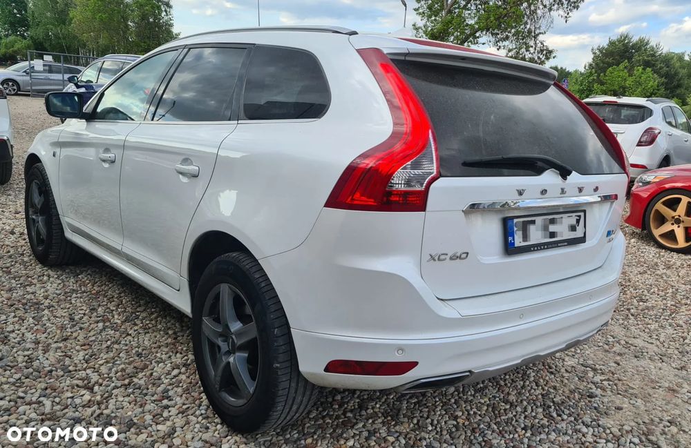 Volvo XC 60 D4 AWD Ocean Race - 4