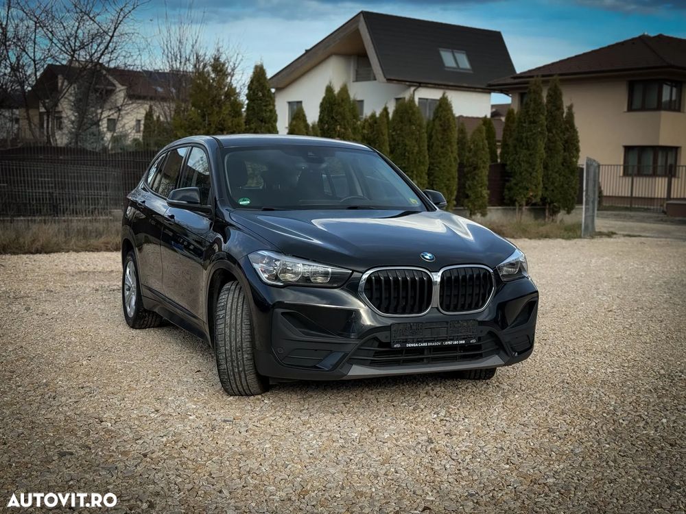 BMW X1 xDrive25e Sport Line - 2