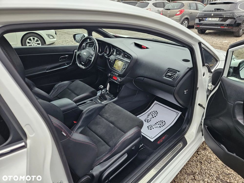 Kia ProCeed 1.6 T-GDI GT-Track - 23