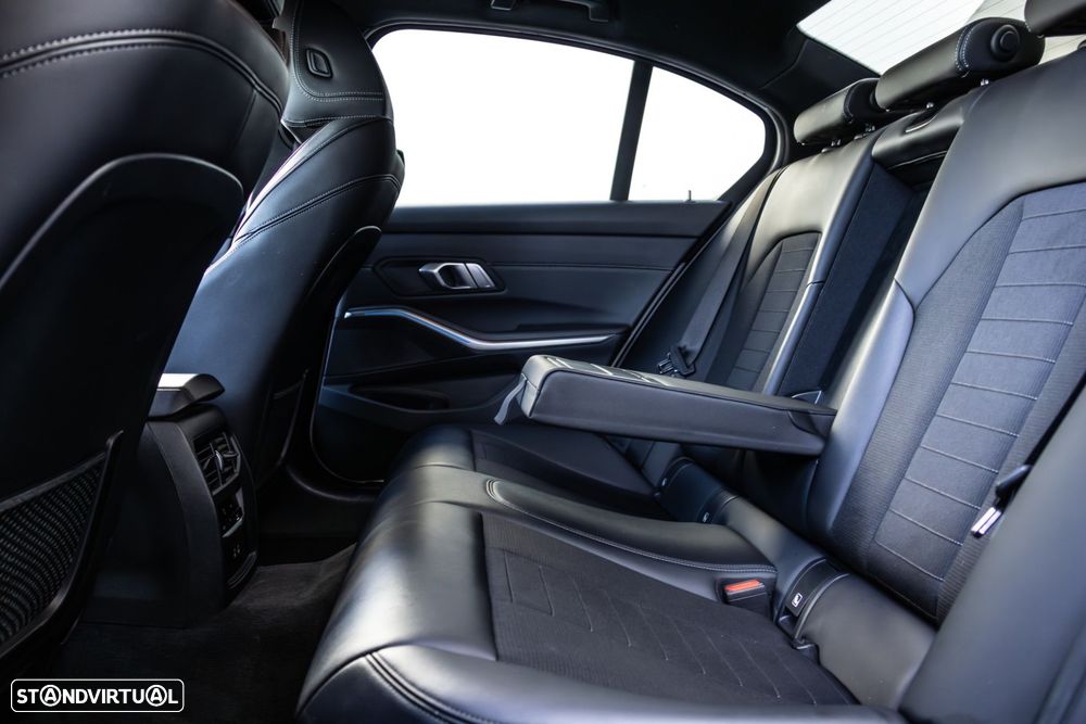 BMW 320 e Line Sport Auto - 29