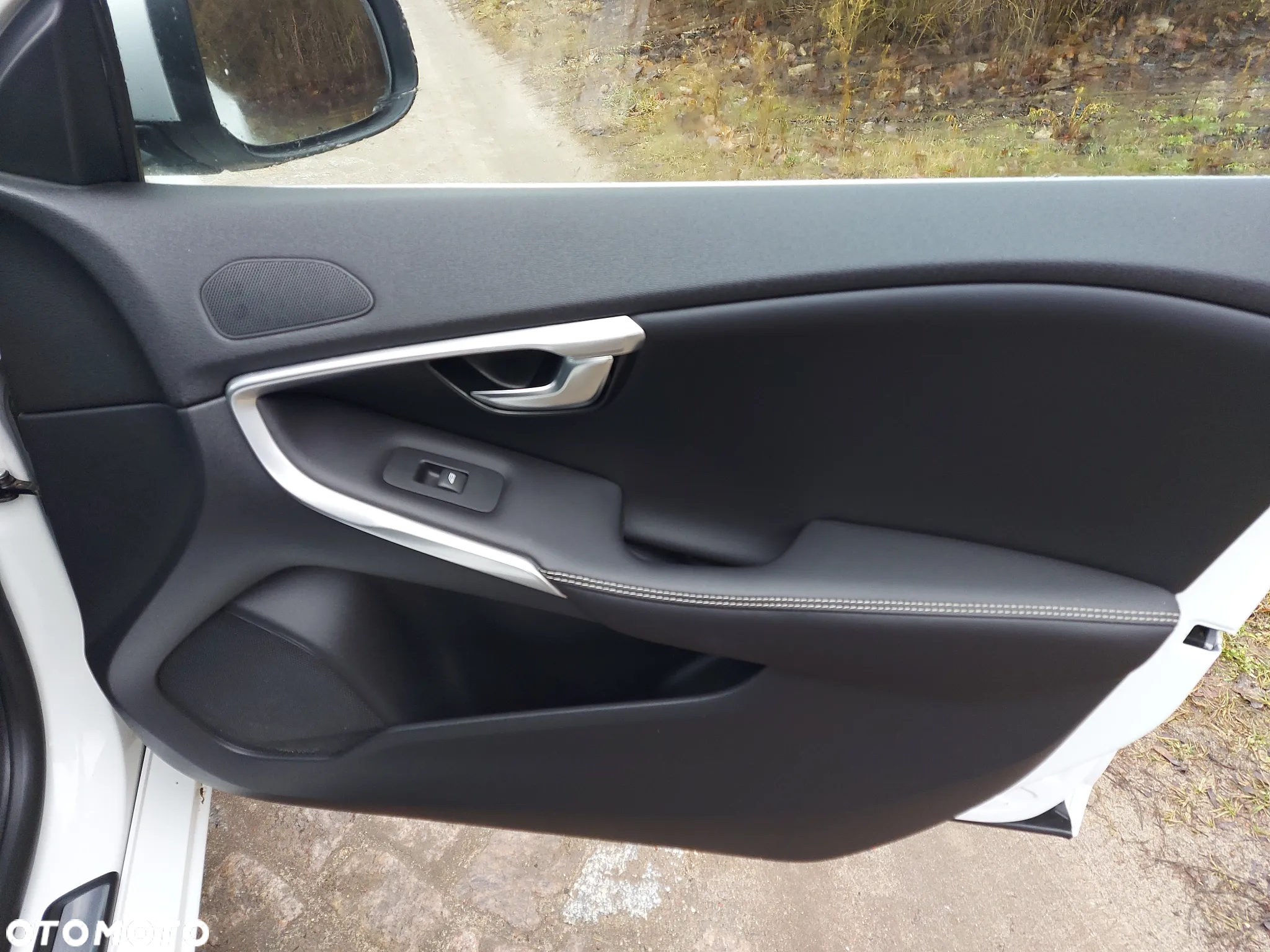 Volvo V40 D2 Geartronic RDesign - 20