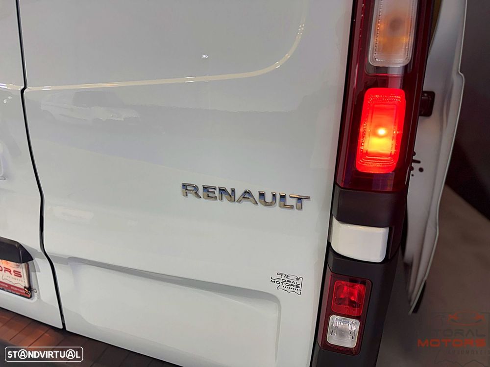 Renault Trafic 1.6 dCi L2H1 1.2T - 10