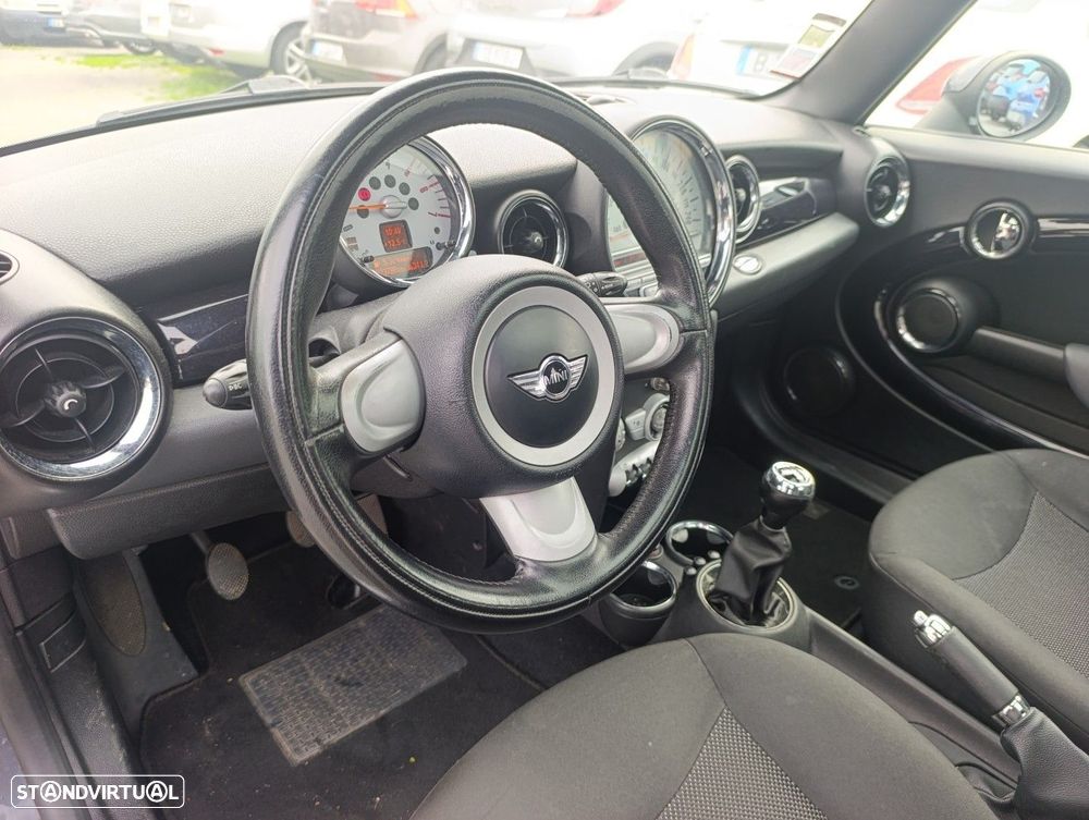 MINI 3 Portas Cooper D 50 Camden - 10