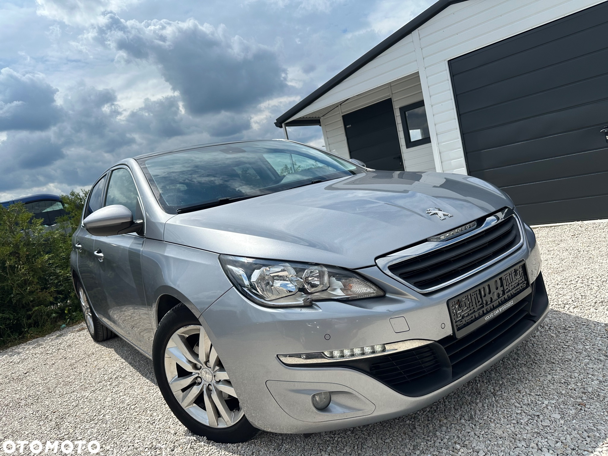 Peugeot 308 1.6 BlueHDi Allure S&S - 22